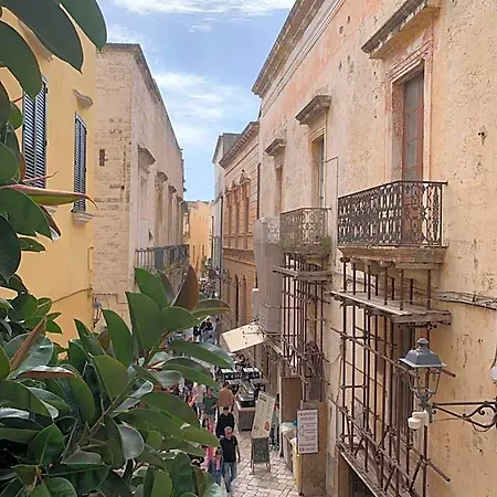 Kallistos & Hotel
