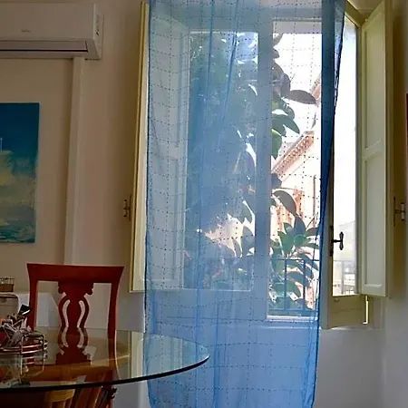Kallistos & Hotel 3*